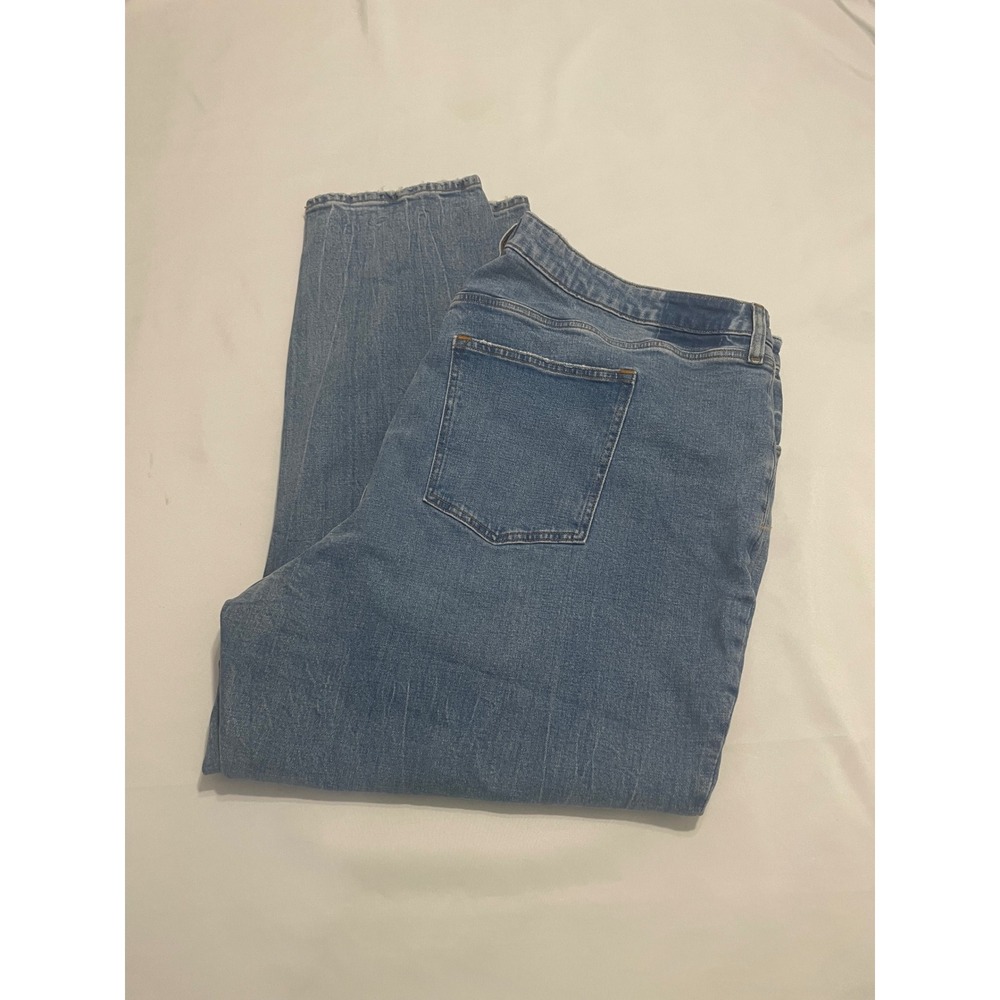 Abercrombie & Fitch Curve Love High Rise Mom Jeans Light Wash Blue 37 24L NEW
